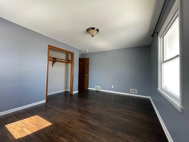 6210 Thomas Ave S — Photo 8