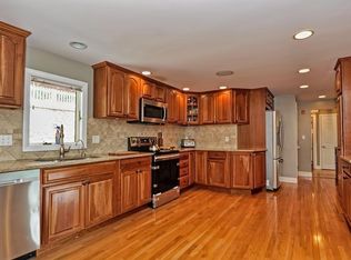 10 Buttonwood Rd, Stoneham, MA 02180