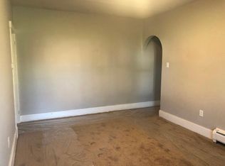 8646 S Roberts Rd #1, Justice, IL 60458