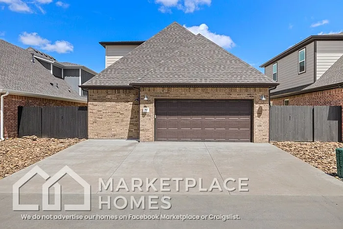 763 N Malbec Rd — Photo 3