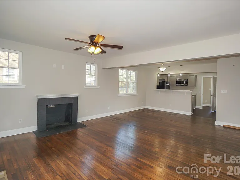 2143 Camp Greene St — Photo 5