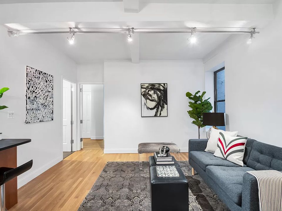 1st image of 23 10th St APT 222