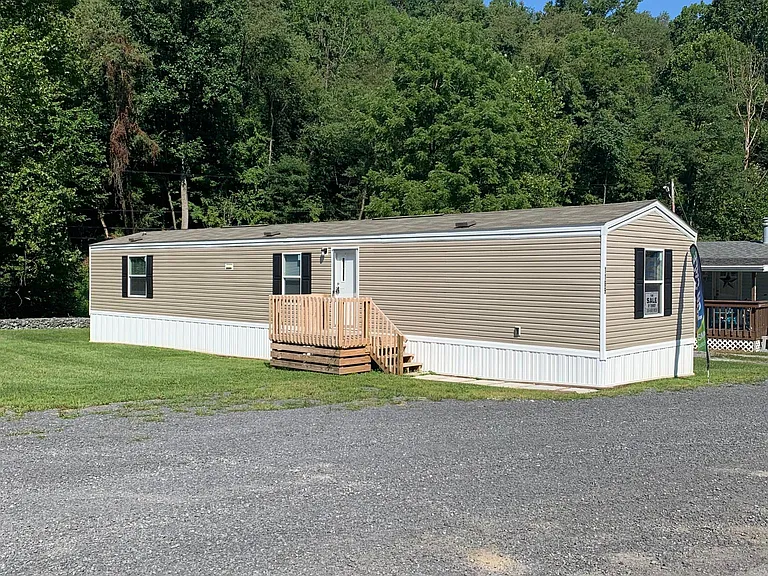 1193 Greenbag Rd — Photo 1