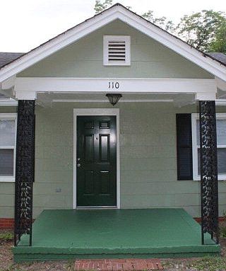 3rd image of 110 Kirby Dr