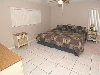 5th image of 703 Wedge Ln
