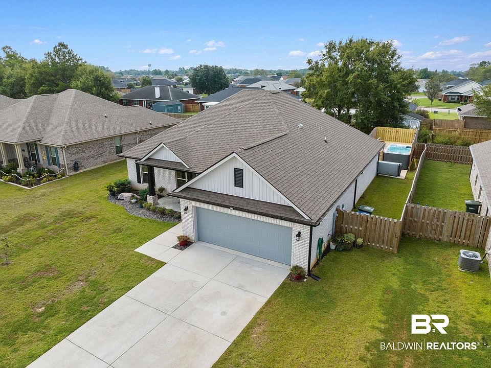 1st image of 944 Dalton Cir