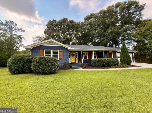 3840 Leander Ct, Tucker, GA 30084