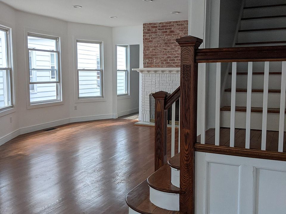 1st image of 308 Alden Ave Unit A