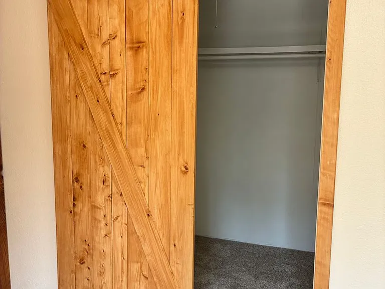 520 Sarma Dr — Photo 19