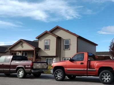 862 Fossil Butte St, Mills, WY, 82644