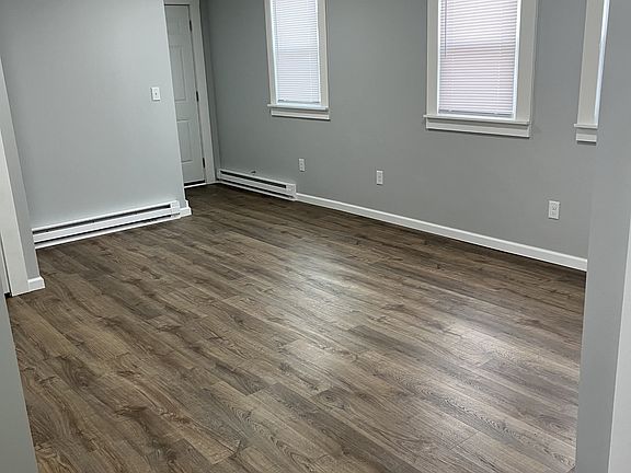 5th image of 19 Elm St #4