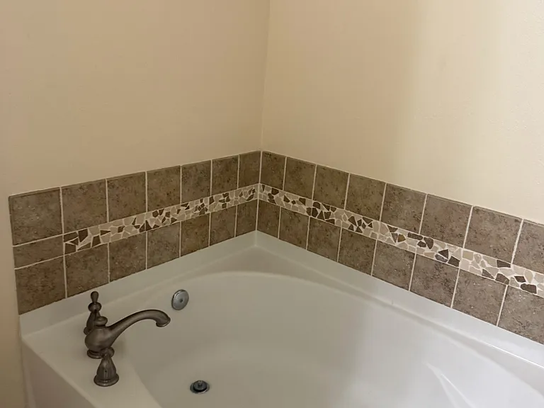 2512 Aventurine St — Photo 8