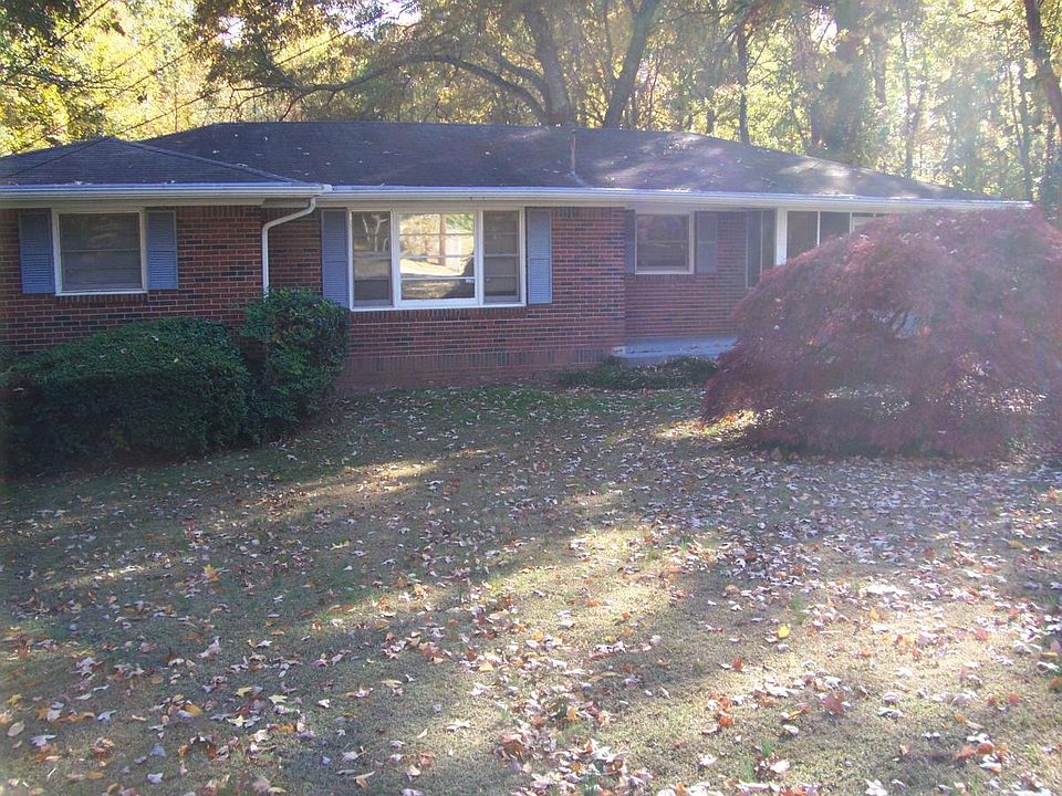 Large brick ranch with finished basement