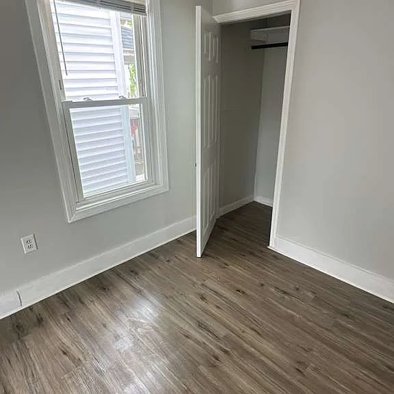 133 Brook St #2L — Photo 12