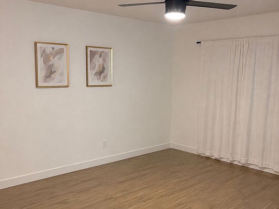 5th image of 3664 W Oakland St
