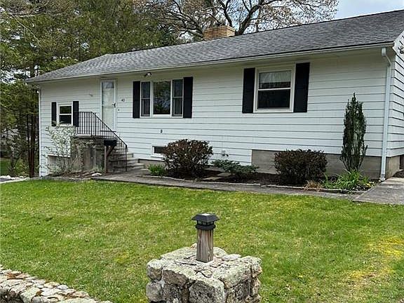 2nd image of 45 Woodland Ave