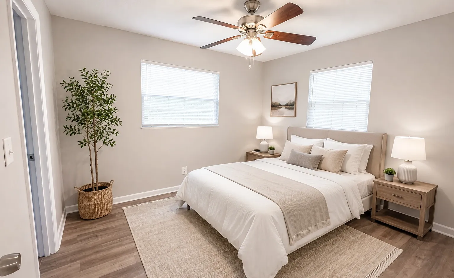 Newly Renovated 3BR, 1.5BA Gem — Photo 3