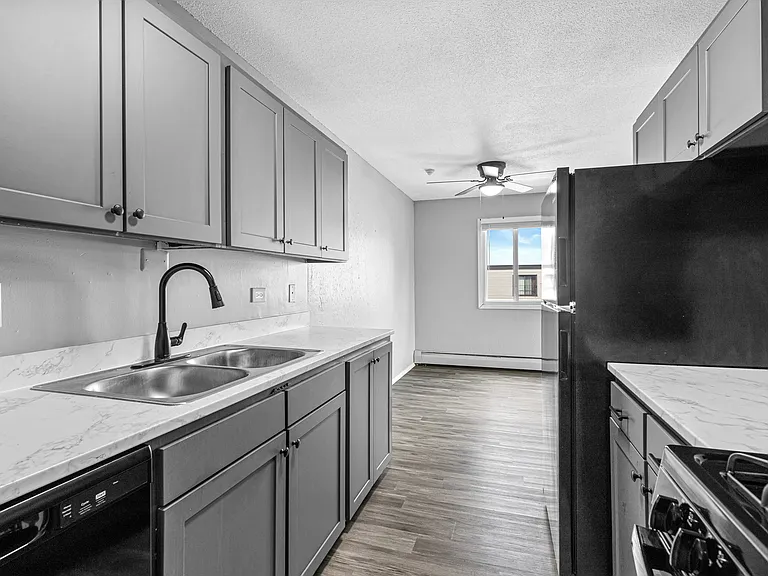 Ridgebrook Apartments — Photo 42