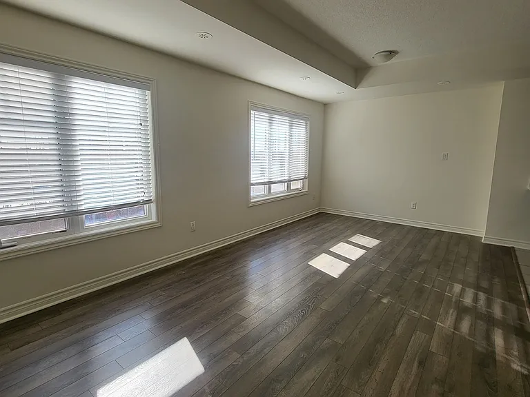 2420 Baronwood Dr #34-04 — Photo 3