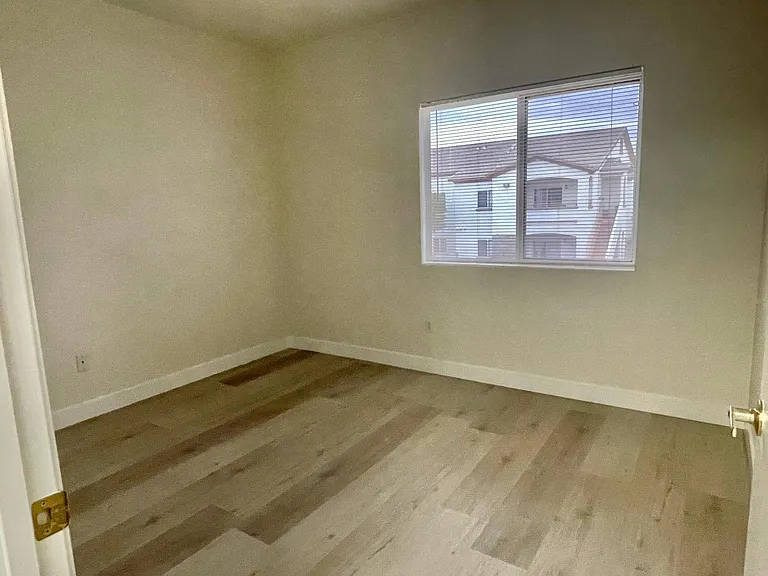 5650 E Sahara Ave #2051 — Photo 17