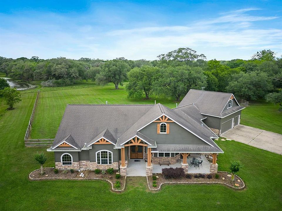 21711 Chenango Lake Dr, Angleton, TX 77515 MLS 58477468 Zillow