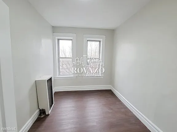 191 Roseville Ave #Basement — photo 5 of 8
