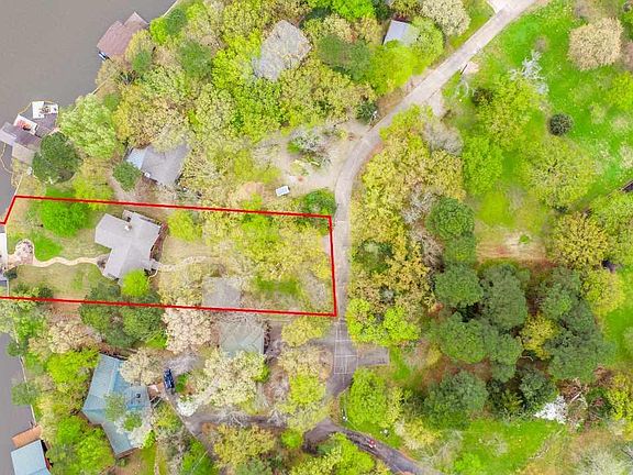 2nd image of 6 Forest Ln