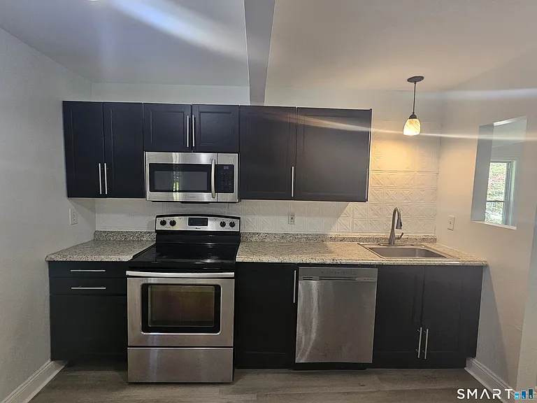 79 Hamilton Ave #2 — Photo 9