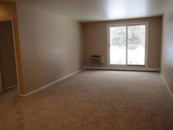 2nd image of 6143 W Howard Ave Unit 13