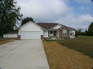 18027 State Route 197, Wapakoneta, OH 45895