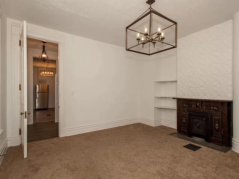 536 Lexington Ave #1 — Photo 14