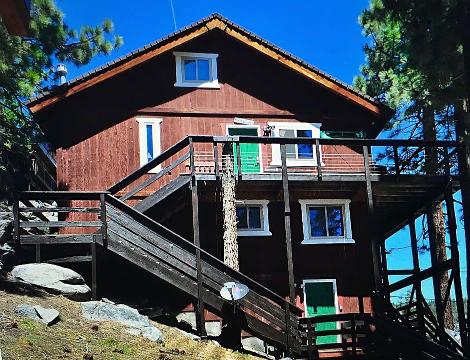 1st image of 160 Tramway Dr Suite B