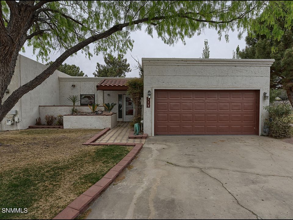 1st image of 117 Casas Bella Ln