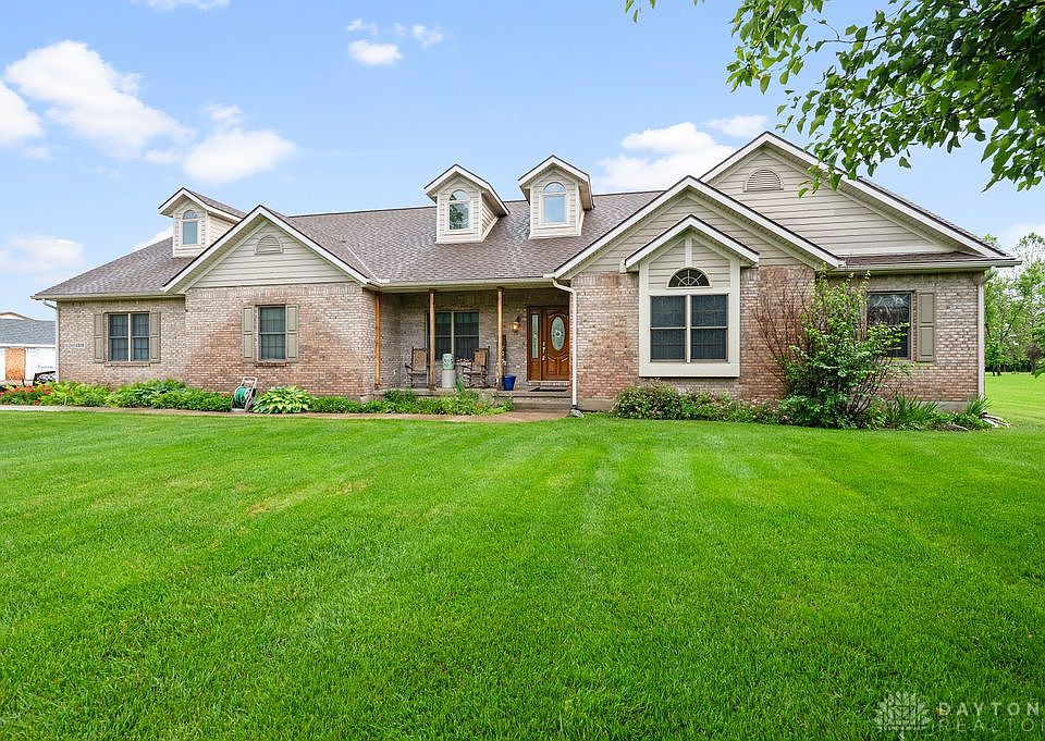 1st image of 1316 Graceland Dr