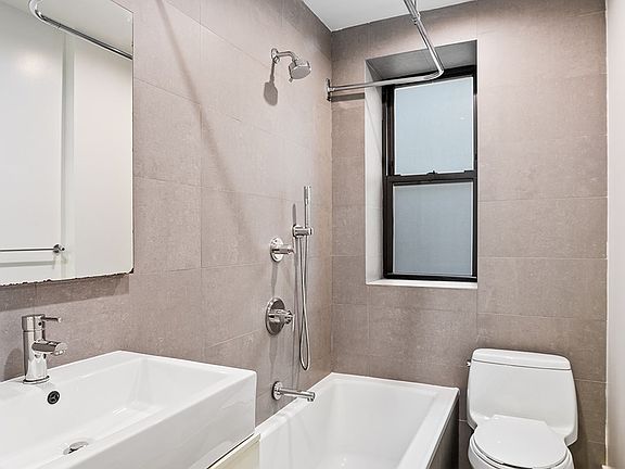 3rd image of 58 Linden Blvd APT 2H