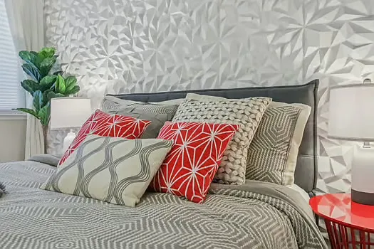 Double bed and walk in closet
