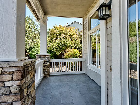 4th image of 3596 Devon Way