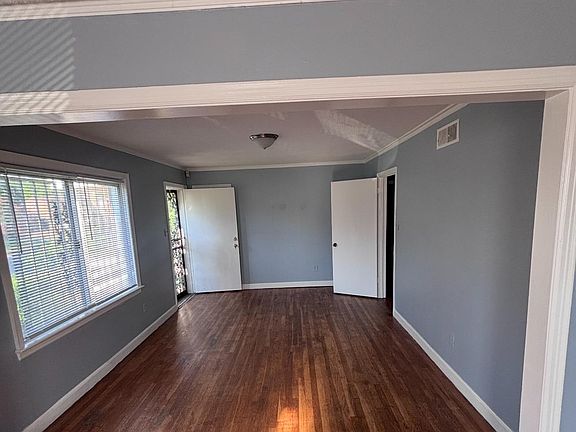 2nd image of 3237 Harris Ave