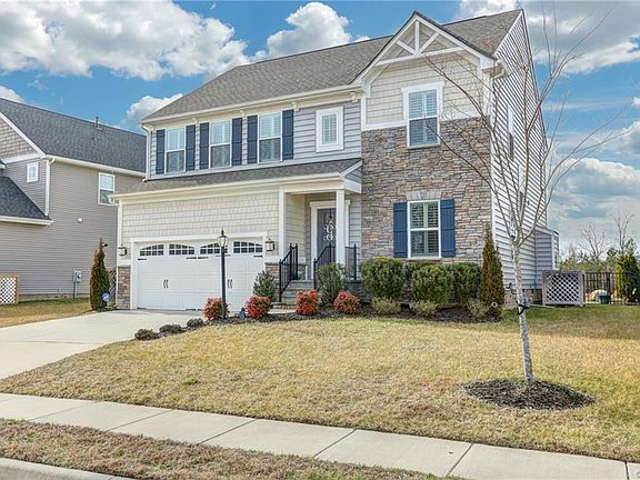 2nd image of 9523 Thornecrest Dr