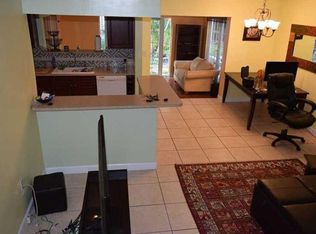 8351 NW 11th St, Pembroke Pines, FL 33024