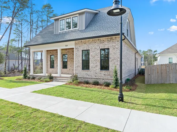 504 Lemongrass Ln, Niceville, FL 32578
