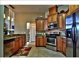4th image of 2218 Eagle Bluff Dr