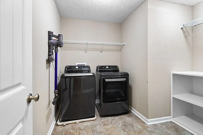 54 Schoomaker Ct — Photo 24
