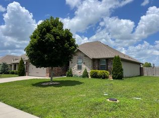 1903 E Greenwich Dr, Ozark, MO 65721