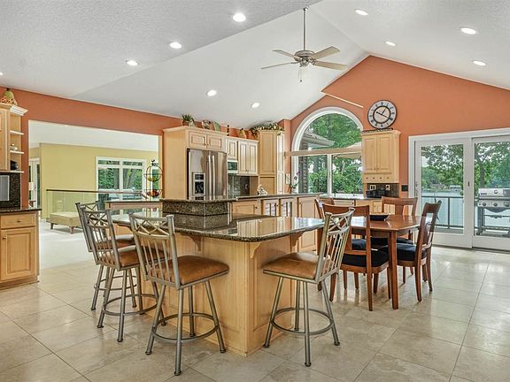 4th image of 12555 Leisure Ln