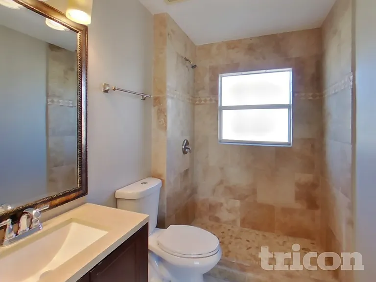 15206 Markham Dr — Photo 14