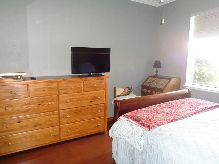 18 Chiffelle St — Photo 32