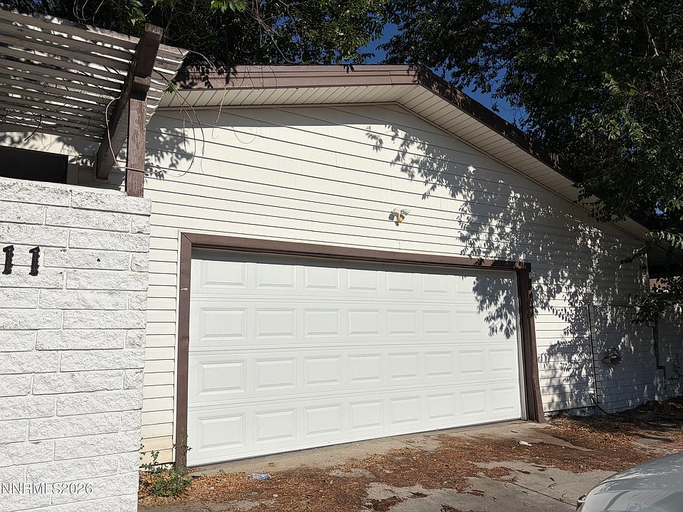 1st image of 112 Rawhide Way