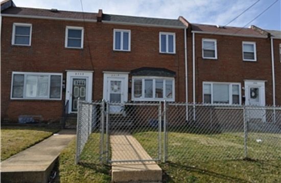 1st image of 2314 W 2nd St