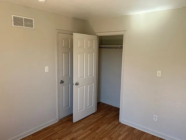 6773 Boston Dr — Photo 7